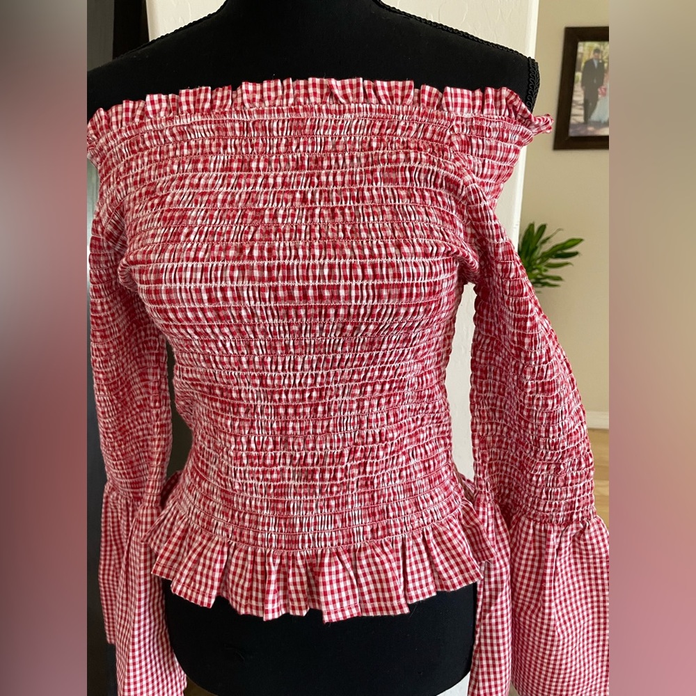 RD STYLE OFF THE SHOULDER TOP (L) - red/white gingham